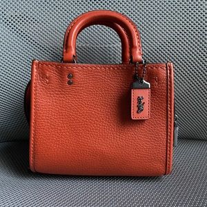 Coach Rogue 17 in Vermillion